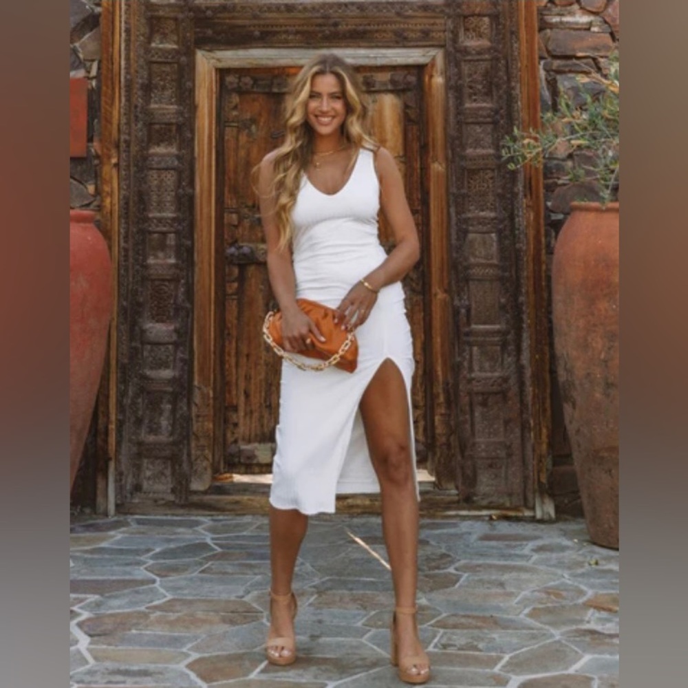 White knit ribbed midi dress